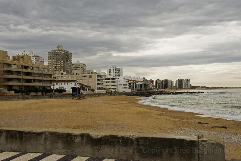 20071207_075343  D2X 4200x2800.jpg - Beaches, Punta del Este, Uraguay